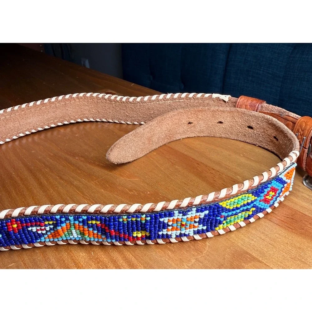 Vintage Beaded Western Floral Embossed Leather Belt Size 30 Whipstitch Buckle
